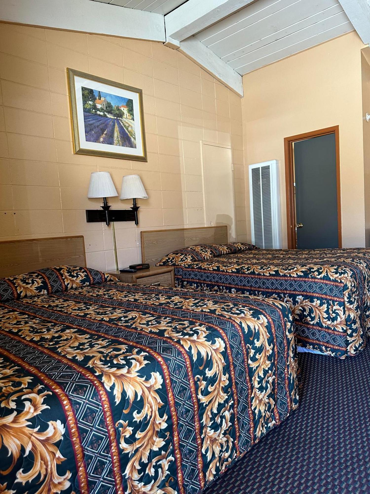 Fireside Inn King City Esterno foto